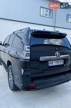 Позашляховик / Кросовер Toyota Land Cruiser Prado 2021 в 