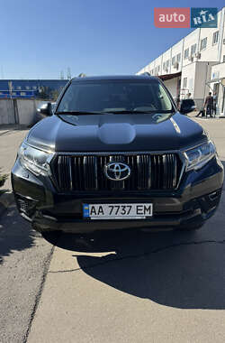 Внедорожник / Кроссовер Toyota Land Cruiser Prado 2022 в Киеве