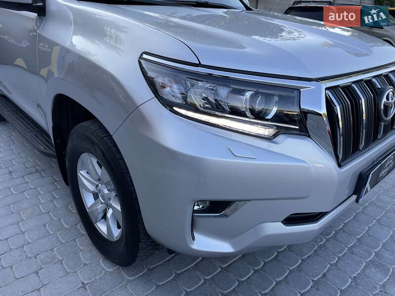 Внедорожник / Кроссовер Toyota Land Cruiser Prado 2018 в Виннице