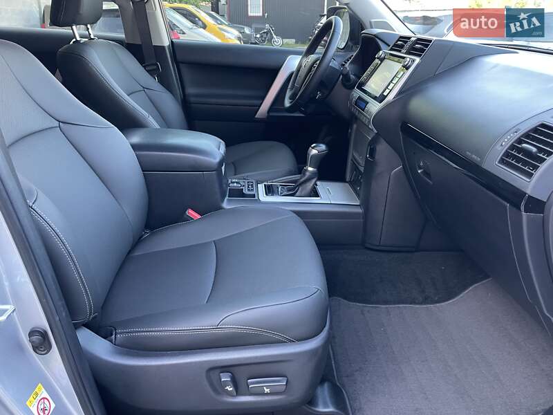 Внедорожник / Кроссовер Toyota Land Cruiser Prado 2018 в Виннице