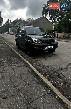 Внедорожник / Кроссовер Toyota Land Cruiser Prado 2004 в Лозовой