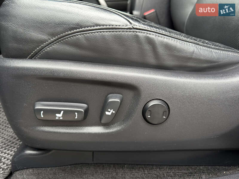 Внедорожник / Кроссовер Toyota Land Cruiser Prado 2017 в Киеве