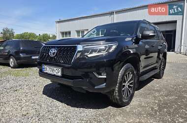 Позашляховик / Кросовер Toyota Land Cruiser Prado 2019 в 