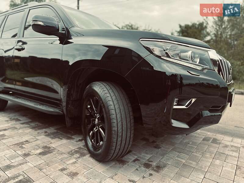 Позашляховик / Кросовер Toyota Land Cruiser Prado 2023 в Києві