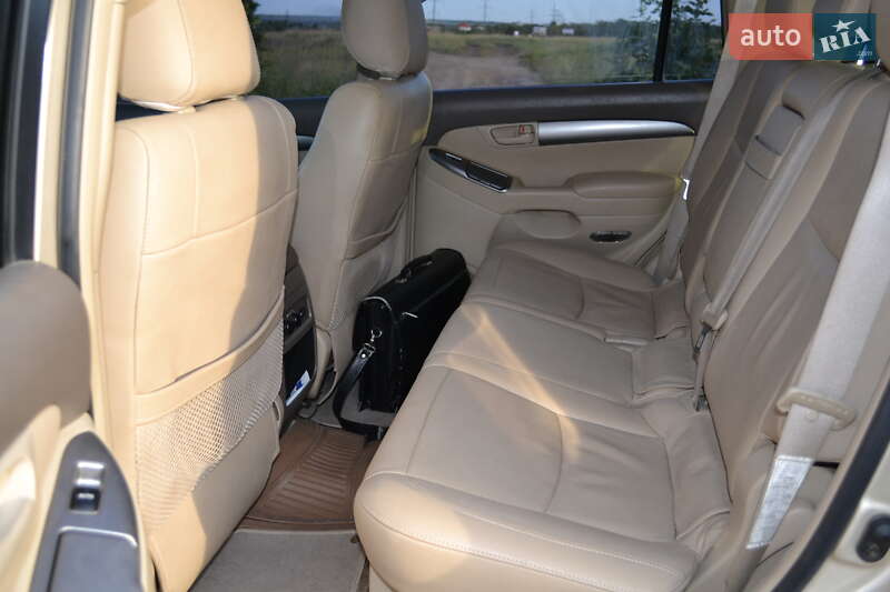 Внедорожник / Кроссовер Toyota Land Cruiser Prado 2005 в Одессе