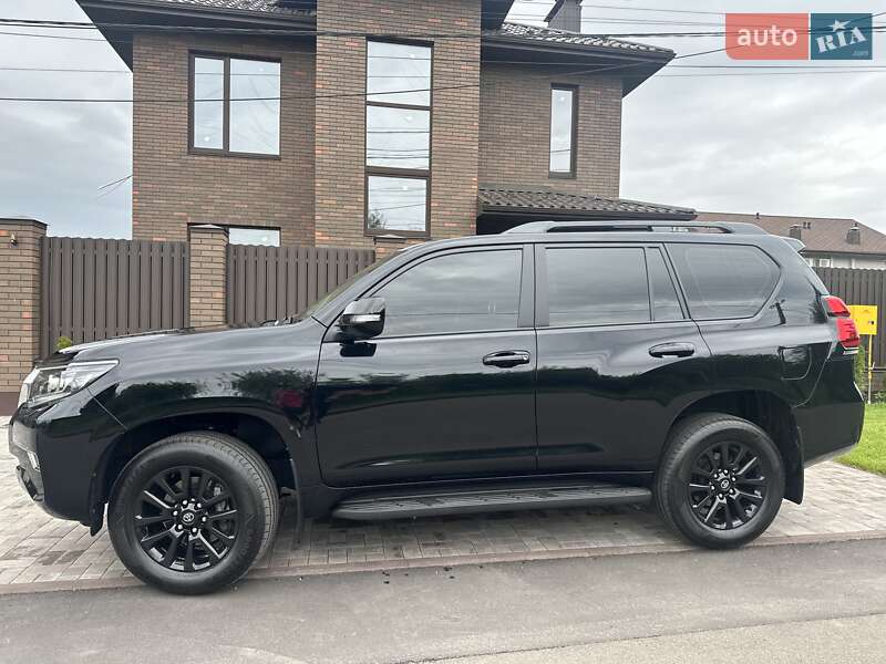 Позашляховик / Кросовер Toyota Land Cruiser Prado 2023 в Києві