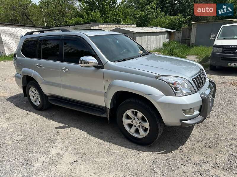 Внедорожник / Кроссовер Toyota Land Cruiser Prado 2005 в Харькове
