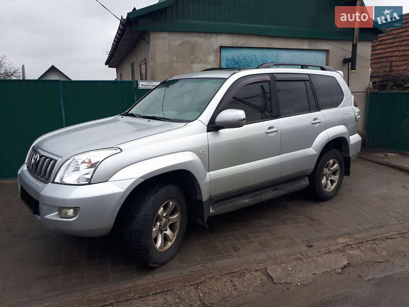 Внедорожник / Кроссовер Toyota Land Cruiser Prado 2006 в 