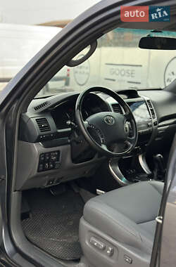 Внедорожник / Кроссовер Toyota Land Cruiser Prado 2008 в 