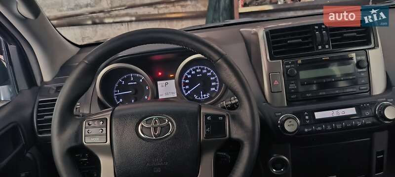 Внедорожник / Кроссовер Toyota Land Cruiser Prado 2010 в Запорожье