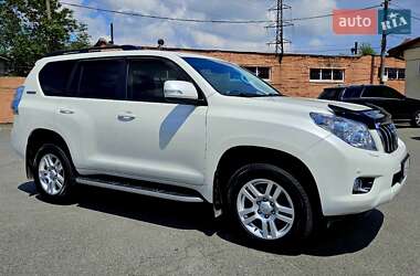 Позашляховик / Кросовер Toyota Land Cruiser Prado 2012 в 