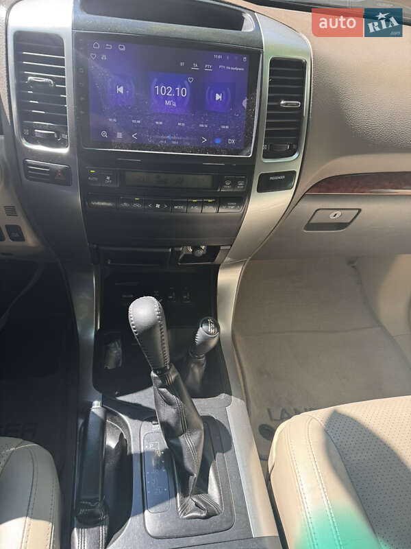Внедорожник / Кроссовер Toyota Land Cruiser Prado 2008 в Николаеве