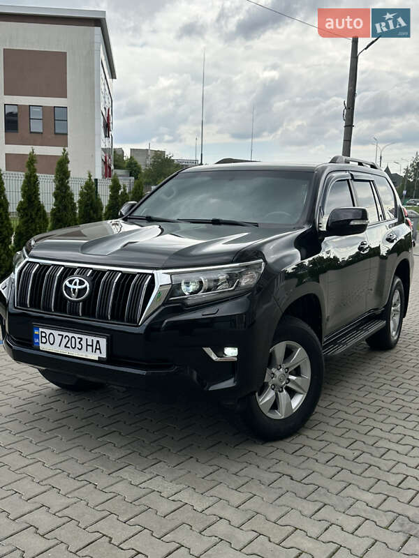 Внедорожник / Кроссовер Toyota Land Cruiser Prado 2019 в Черновцах