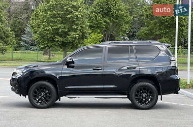 Внедорожник / Кроссовер Toyota Land Cruiser Prado 2021 в Харькове
