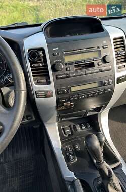Внедорожник / Кроссовер Toyota Land Cruiser Prado 2008 в 