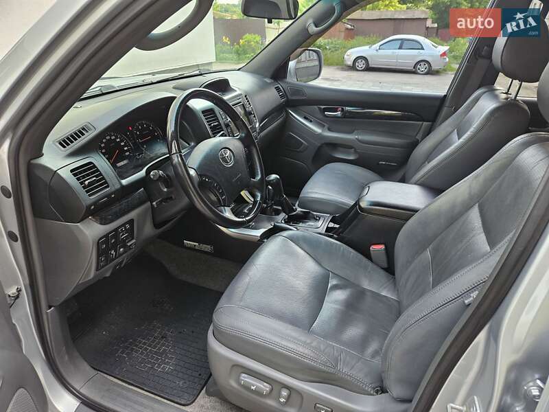 Внедорожник / Кроссовер Toyota Land Cruiser Prado 2008 в Житомире