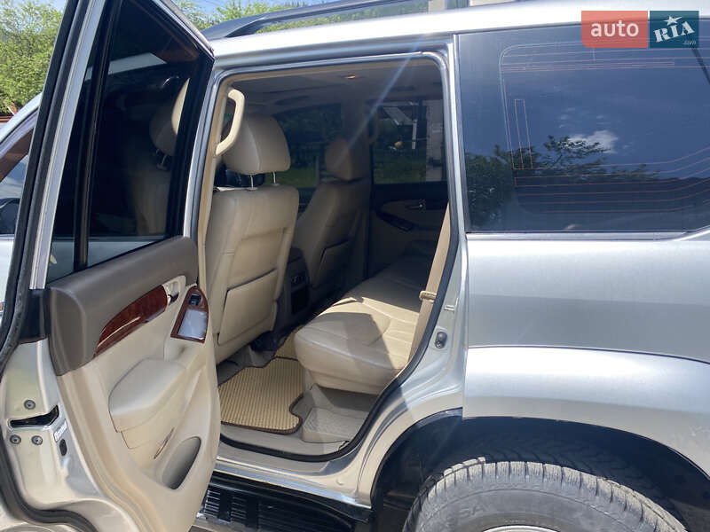 Внедорожник / Кроссовер Toyota Land Cruiser Prado 2003 в Верховине