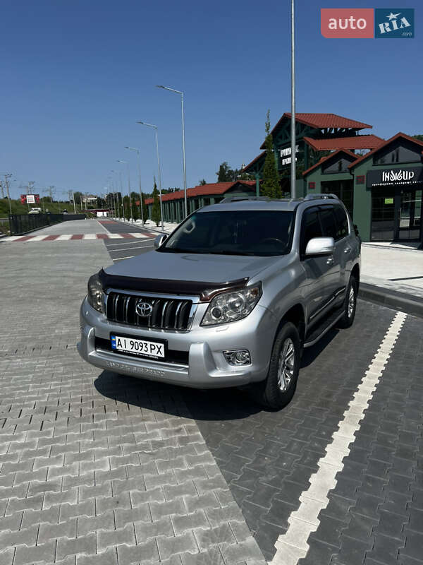 Toyota Land Cruiser Prado 2010