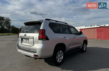 Позашляховик / Кросовер Toyota Land Cruiser Prado 2020 в 