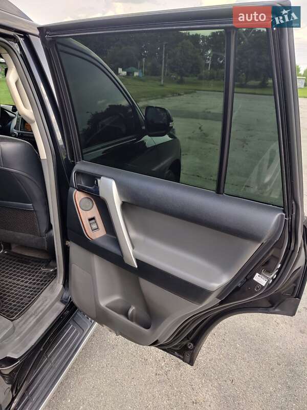 Внедорожник / Кроссовер Toyota Land Cruiser Prado 2010 в Фастове фото 24 Внедорожник / Кроссовер Toyota Land Cruiser Prado 2010 в Фастове