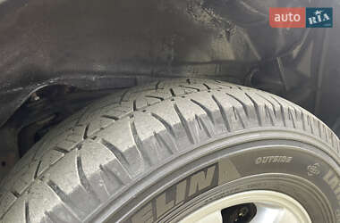 Внедорожник / Кроссовер Toyota Land Cruiser Prado 2006 в 