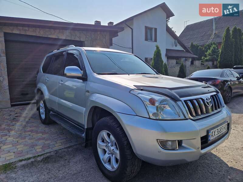 Внедорожник / Кроссовер Toyota Land Cruiser Prado 2007 в 