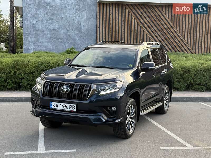Toyota Land Cruiser Prado 2022