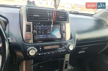 Внедорожник / Кроссовер Toyota Land Cruiser Prado 2010 в 