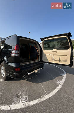 Внедорожник / Кроссовер Toyota Land Cruiser Prado 2006 в 