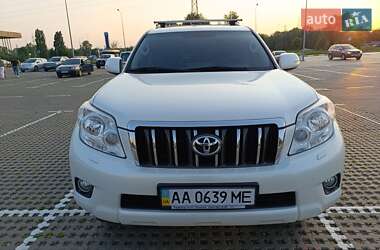 Внедорожник / Кроссовер Toyota Land Cruiser Prado 2012 в Киеве
