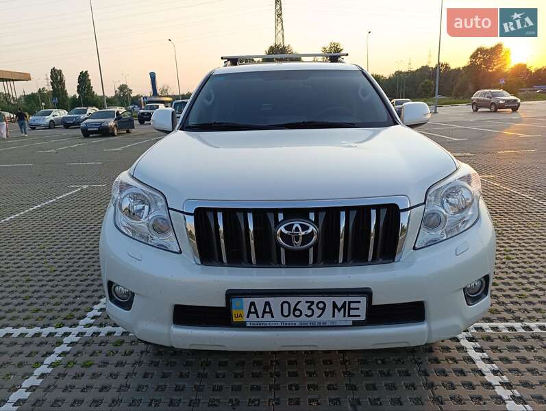 Toyota Land Cruiser Prado 2012