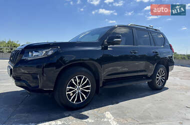 Внедорожник / Кроссовер Toyota Land Cruiser Prado 2018 в Киеве