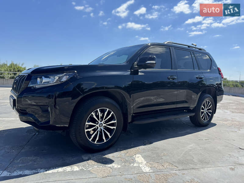 Toyota Land Cruiser Prado 2018
