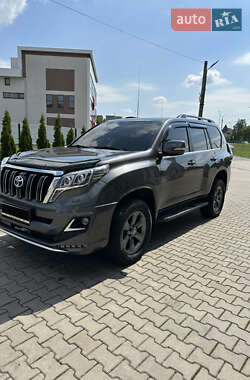 Внедорожник / Кроссовер Toyota Land Cruiser Prado 2013 в Черновцах