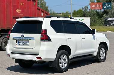 Позашляховик / Кросовер Toyota Land Cruiser Prado 2019 в 