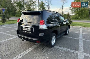 Внедорожник / Кроссовер Toyota Land Cruiser Prado 2010 в 