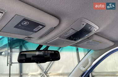 Позашляховик / Кросовер Toyota Land Cruiser Prado 2011 в 