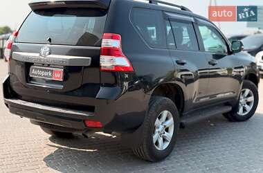 Внедорожник / Кроссовер Toyota Land Cruiser Prado 2016 в 