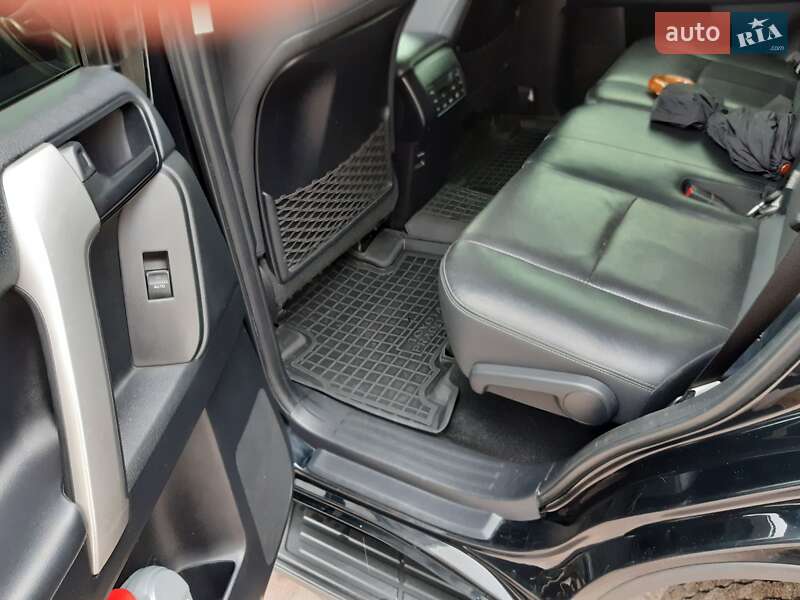Внедорожник / Кроссовер Toyota Land Cruiser Prado 2017 в Полтаве