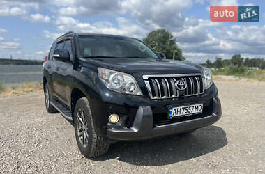 Внедорожник / Кроссовер Toyota Land Cruiser Prado 2010 в Днепре