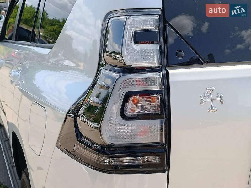 Внедорожник / Кроссовер Toyota Land Cruiser Prado 2021 в Харькове фото 11 Внедорожник / Кроссовер Toyota Land Cruiser Prado 2021 в Харькове