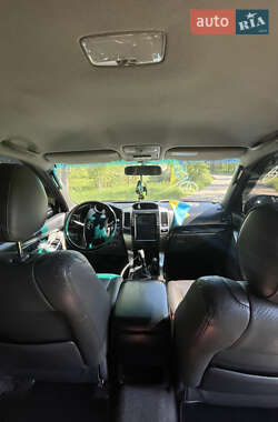 Позашляховик / Кросовер Toyota Land Cruiser Prado 2008 в 