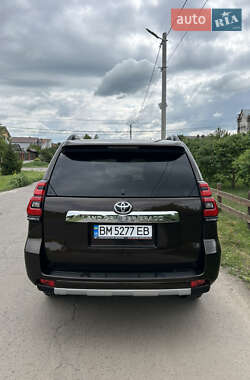 Позашляховик / Кросовер Toyota Land Cruiser Prado 2019 в 