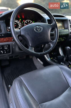 Внедорожник / Кроссовер Toyota Land Cruiser Prado 2006 в 