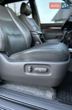 Внедорожник / Кроссовер Toyota Land Cruiser Prado 2006 в 