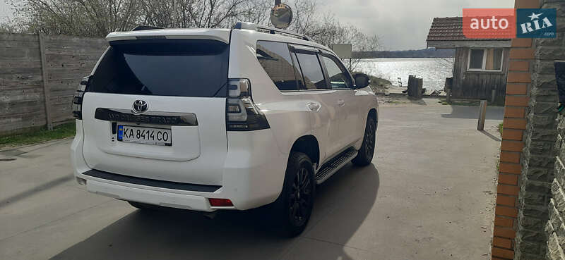 Внедорожник / Кроссовер Toyota Land Cruiser Prado 2021 в Киеве