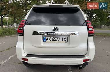 Внедорожник / Кроссовер Toyota Land Cruiser Prado 2020 в 
