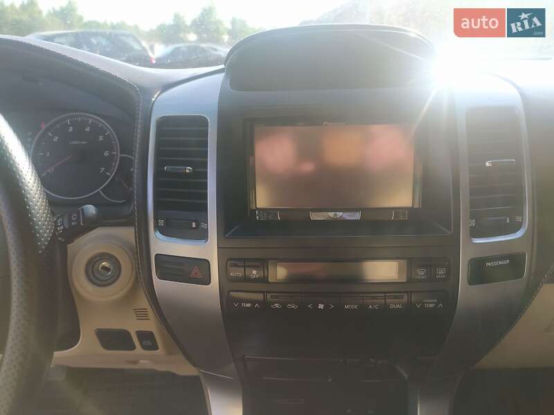 Позашляховик / Кросовер Toyota Land Cruiser Prado 2005 в Запоріжжі