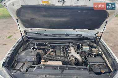 Внедорожник / Кроссовер Toyota Land Cruiser Prado 2013 в 