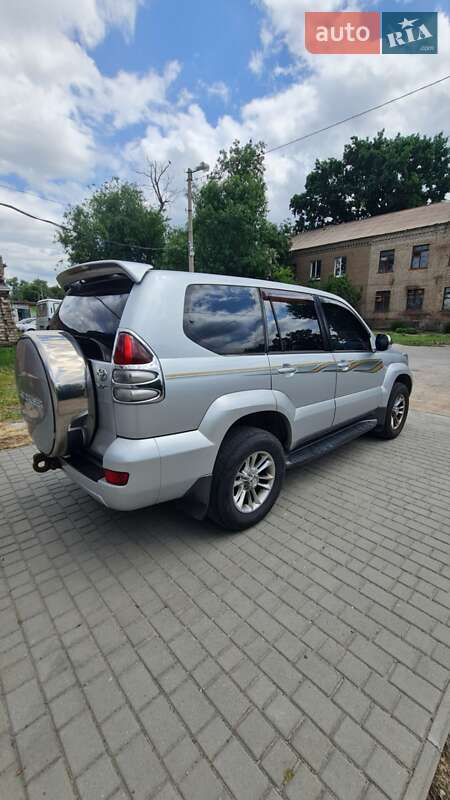 Внедорожник / Кроссовер Toyota Land Cruiser Prado 2004 в Запорожье